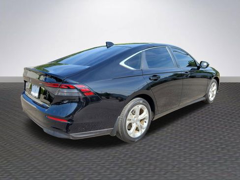 Used 2023 Honda Accord LX image 5