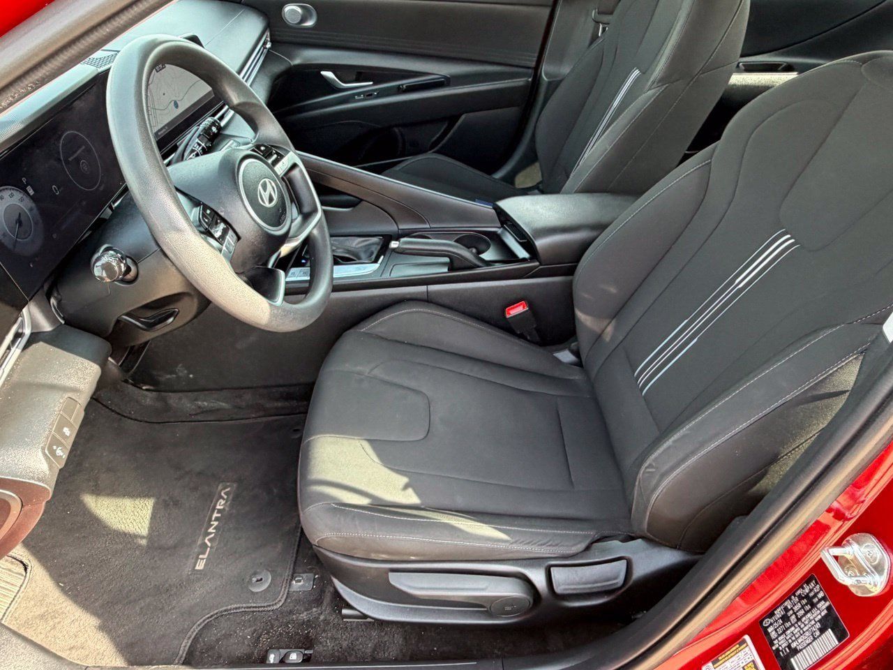 Used 2024 Hyundai Elantra SEL FWD image 21