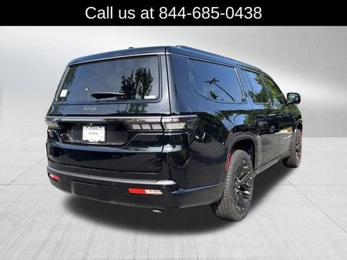 New 2026 Jeep Grand Wagoneer L Limited AWD/4WD image 5