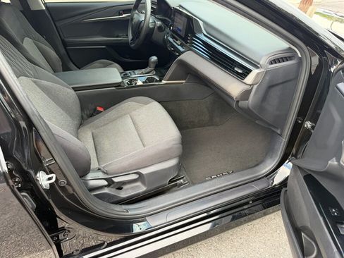Used 2025 Toyota Camry LE w/ Convenience Package FWD image 25