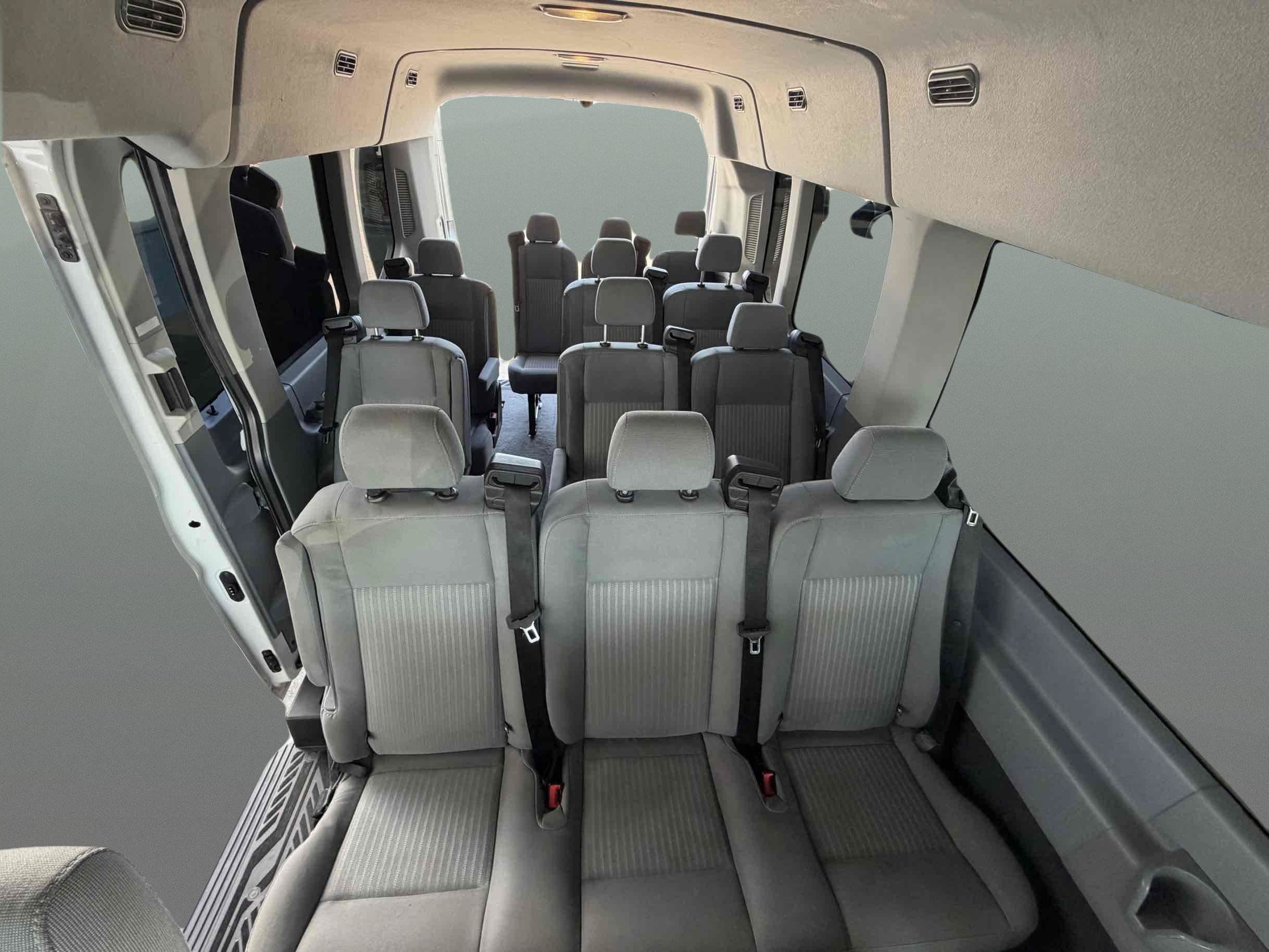 Used 2017 Ford Transit 350 XLT RWD image 22