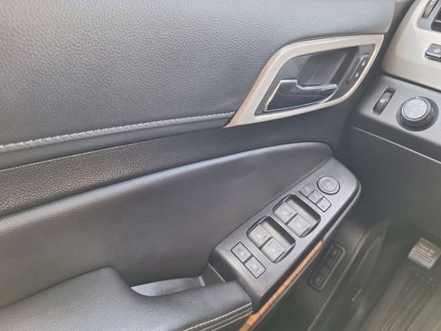 Used 2020 GMC Yukon XL Denali w/ Denali Premium Package RWD image 21