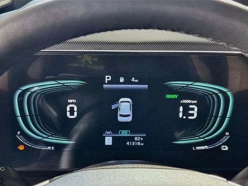 Certified 2023 Kia Niro FWD image 15