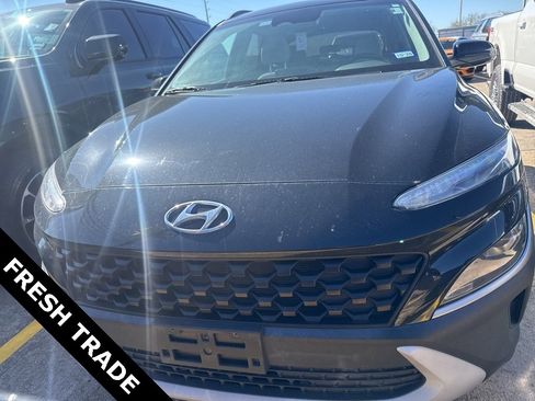 Used 2023 Hyundai Kona SEL image 1