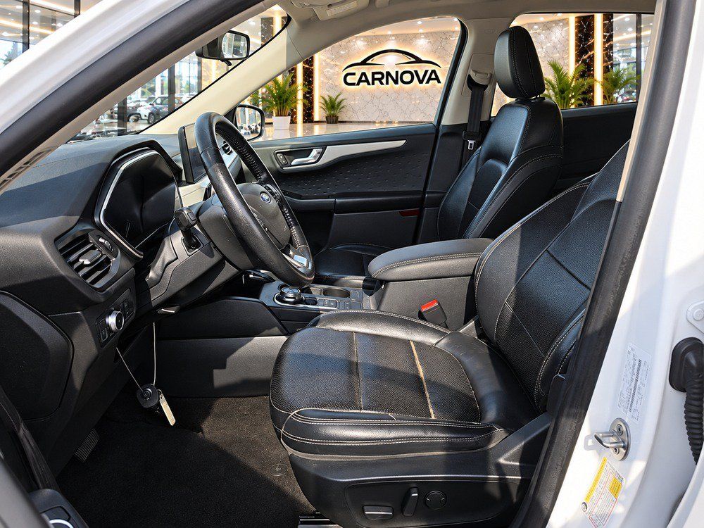 Used 2020 Ford Escape SEL FWD image 9