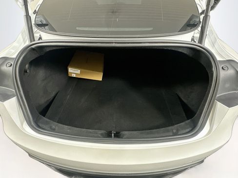 Used 2025 Tesla Model 3 Long Range RWD image 27