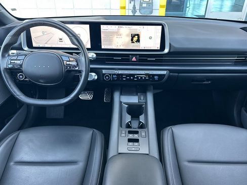 Used 2023 Hyundai Ioniq 6 Limited RWD image 13