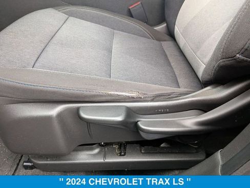 Certified 2024 Chevrolet Trax LS w/ LS Convenience Package image 13
