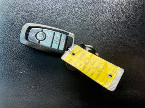 Used 2018 Ford F150 Lariat w/ Equipment Group 502A Luxury image 23