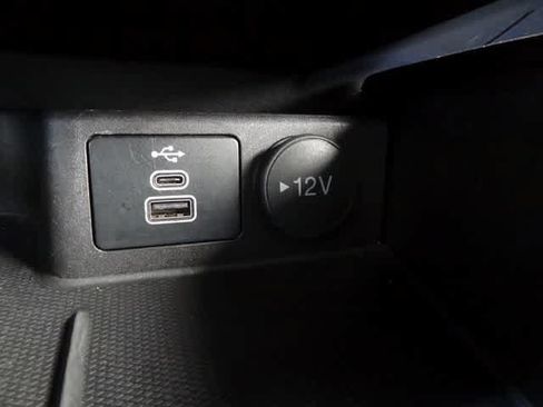 Certified 2024 Ford Escape ST-Line AWD/4WD image 38
