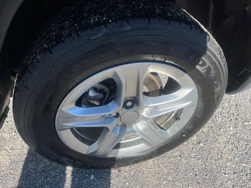 Used 2024 Jeep Compass Latitude AWD/4WD image 13