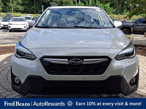 Used 2022 Subaru Crosstrek 2.5i Limited w/ Moonroof Package 2 AWD/4WD image 2