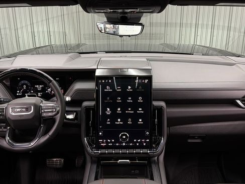 Used 2026 GMC Yukon AT4 Ultimate w/ LPO, Floor Liner Package AWD/4WD image 45