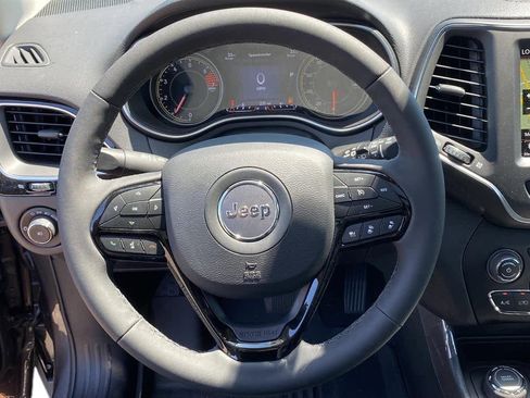 New 2023 Jeep Cherokee Altitude Lux w/ Lux Elite Package image 14