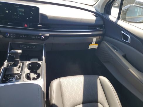 New 2026 Kia Carnival EX image 27