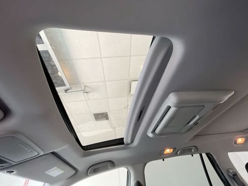 Used 2016 Honda Pilot Elite image 22