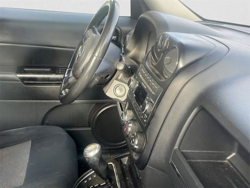 Used 2011 Jeep Patriot Latitude image 7