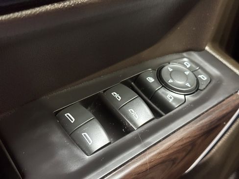 Certified 2021 GMC Sierra 1500 SLT w/ SLT Premium Plus Package image 38