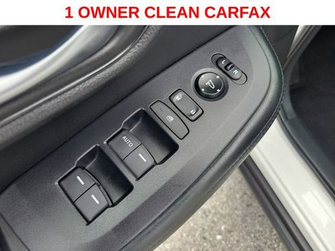 Used 2025 Honda HR-V LX image 18