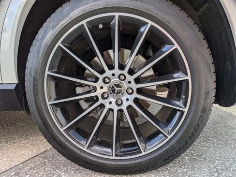 Used 2022 Mercedes-Benz GLE 450 4MATIC image 18