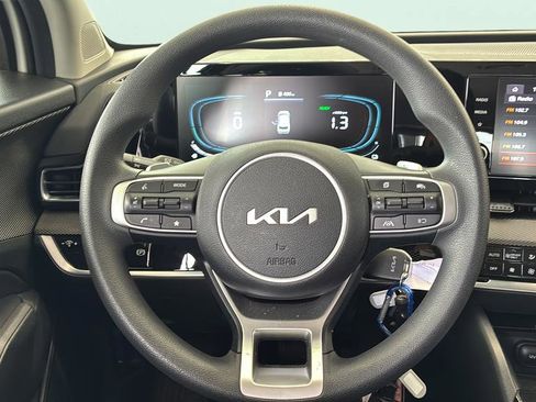 Certified 2025 Kia Sportage LX FWD image 45