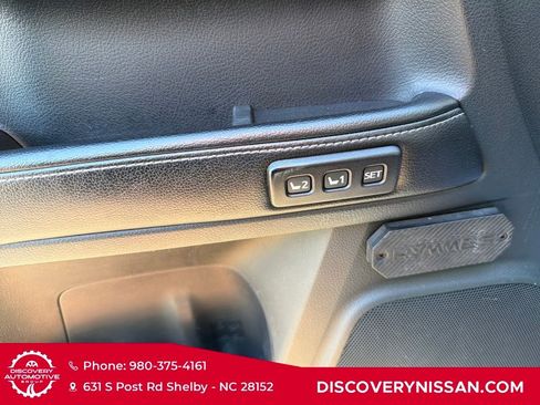 Used 2015 Toyota 4Runner Limited image 13