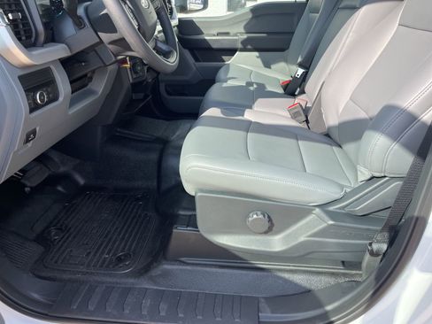 New 2026 Ford F250 XL w/ XL Chrome Package AWD/4WD image 28
