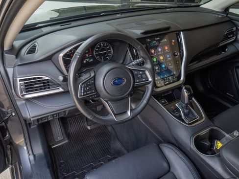 Used 2025 Subaru Outback Limited image 9