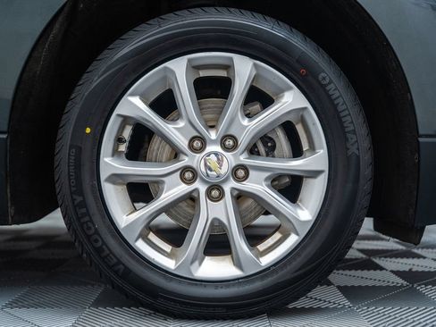 Used 2018 Chevrolet Equinox LT AWD/4WD image 19