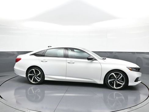 Certified 2022 Honda Accord Sport image 5