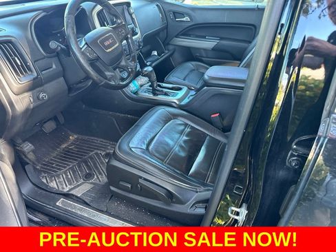 Used 2019 GMC Canyon Denali RWD image 5