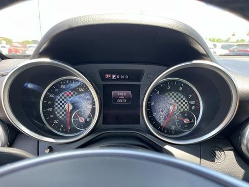Used 2019 Mercedes-Benz SLC 300 image 28