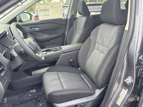 New 2026 Nissan Rogue SV w/ Cold Weather Package AWD/4WD image 11