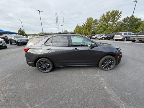 Used 2022 Chevrolet Equinox RS w/ RS Leather Package image 6