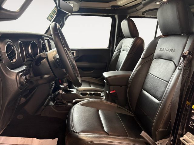 Used 2022 Jeep Wrangler Unlimited Sahara w/ LED Lighting Group AWD/4WD image 7