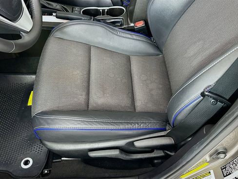 Certified 2018 Toyota Corolla SE image 19