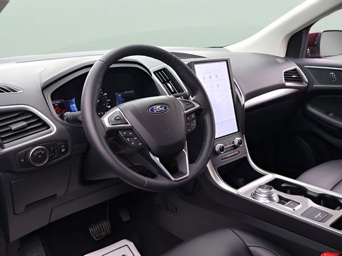Used 2023 Ford Edge SEL w/ Convenience Package AWD/4WD image 12