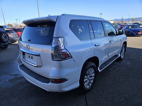 Used 2014 Lexus GX 460 image 5