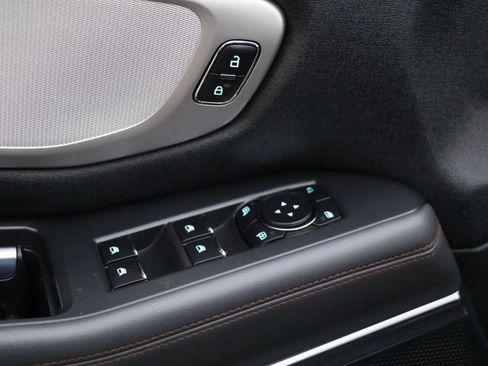 Used 2025 Ford Expedition Active RWD image 19