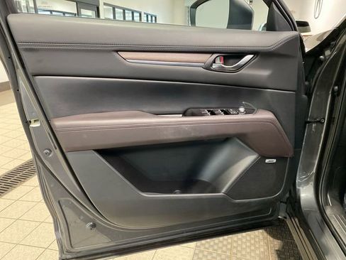 Used 2023 MAZDA CX-5 Signature image 10