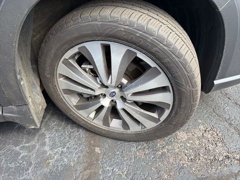 Used 2020 Subaru Ascent Limited w/ Technology Package image 10