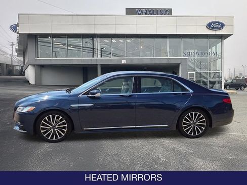 Used 2017 Lincoln Continental Select AWD/4WD image 5
