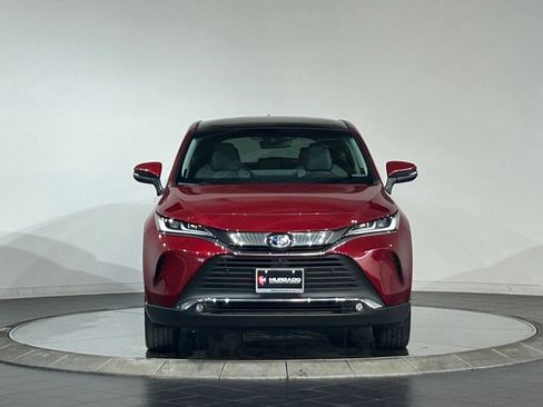 Used 2022 Toyota Venza Limited AWD/4WD image 3