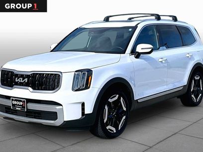 Used 2024 Kia Telluride EX w/ EX Captain's Chair Package