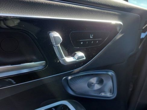 Certified 2026 Mercedes-Benz CLE 300 4MATIC Coupe image 6