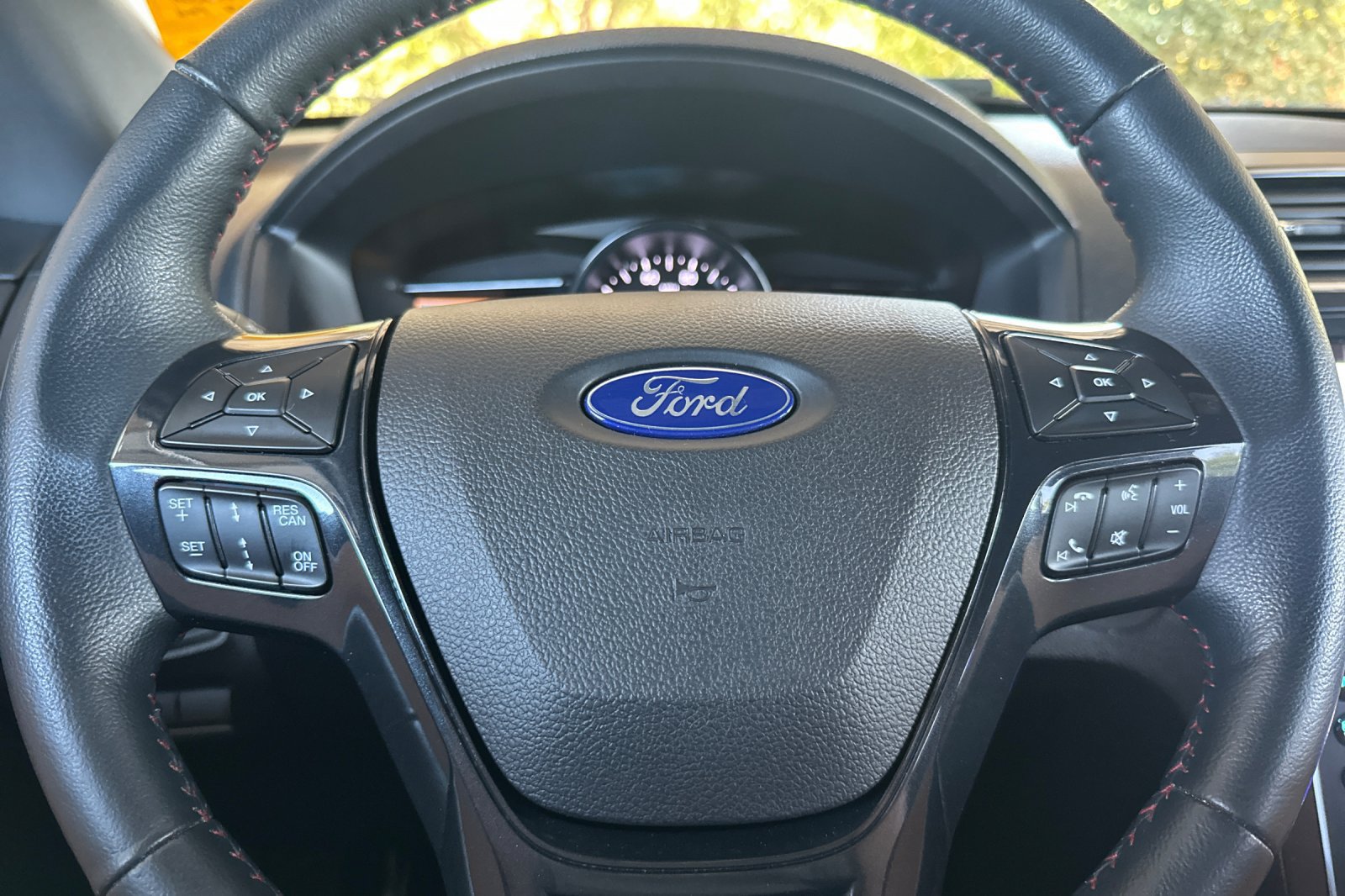 Used 2018 Ford Explorer Sport w/ Equipment Group 401A AWD/4WD image 27