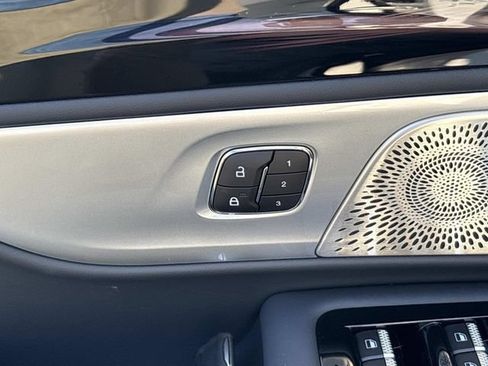New 2026 Lincoln Nautilus Reserve AWD/4WD image 19