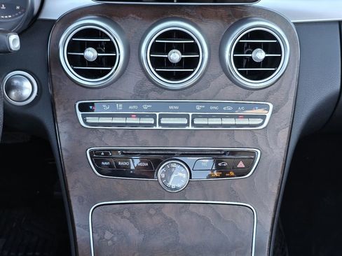 Used 2018 Mercedes-Benz C 300 Cabriolet image 18