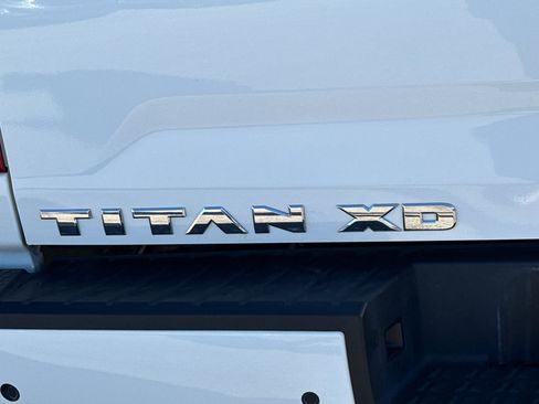 Certified 2024 Nissan Titan SV w/ SV Convenience Package image 9