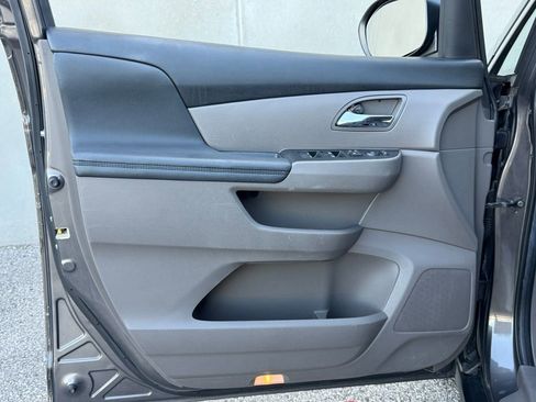Used 2014 Honda Odyssey EX-L image 13